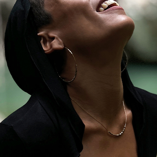 delfine_bijoux_collection_wild_boucles_d_oreilles_creoles_grandes_hoops_or_hematites_sexy_sauvage_jungle_tendance_mode