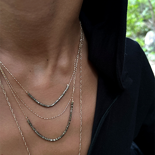 delfine_bijoux_collection_wild_collier_trois_rangs_or_hematites_sexy_sauvage_jungle_tendance_mode